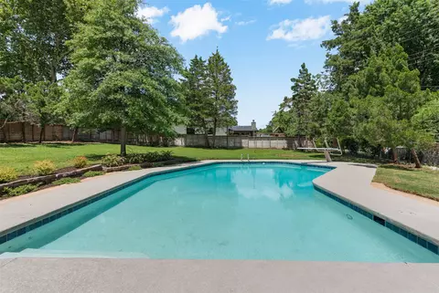 Exterior - 2819 E 37th Pl, Tulsa, OK 74105 photo 6 of 15