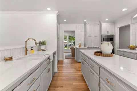 Kitchen - 2819 E 37th Pl, Tulsa, OK 74105 photo 9 of 9