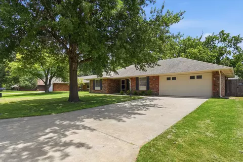 2609 W Elgin St, Broken Arrow, OK 74012
