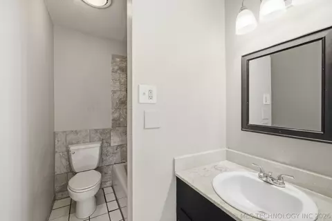 Bath - 12121 E 24th Pl, Tulsa, OK 74129 photo 1 of 2