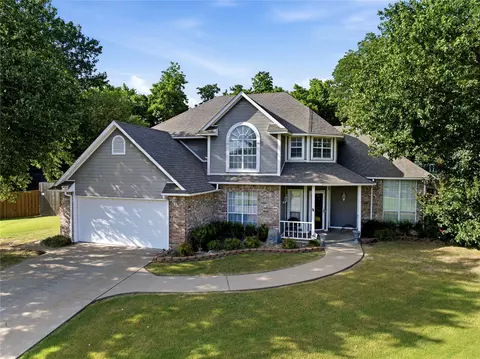 2208 Park, Muskogee, OK 74403