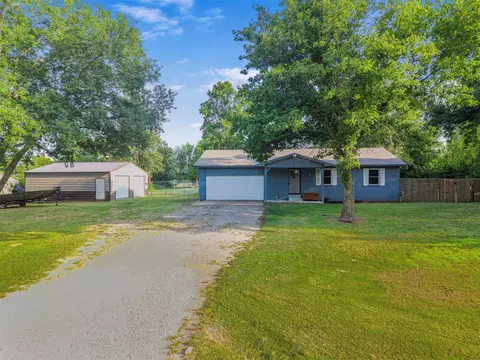 11556 Elm St, Claremore, OK 74019