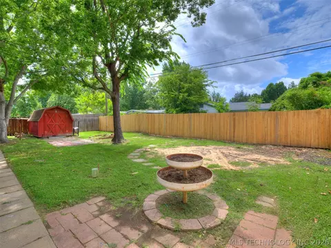 Exterior - 1568 E 60 St, Tulsa, OK 74105 photo 4 of 6