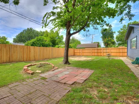 Exterior - 1568 E 60 St, Tulsa, OK 74105 photo 6 of 6