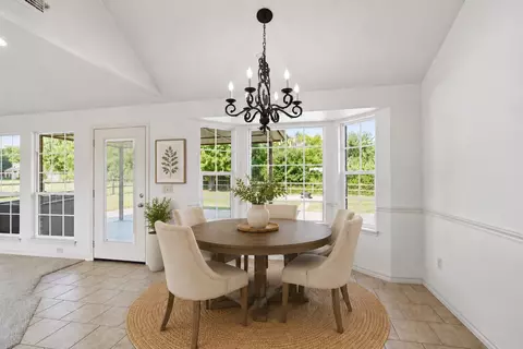 Dining - 13535 E 463 Rd, Claremore, OK 74017 photo 3 of 4