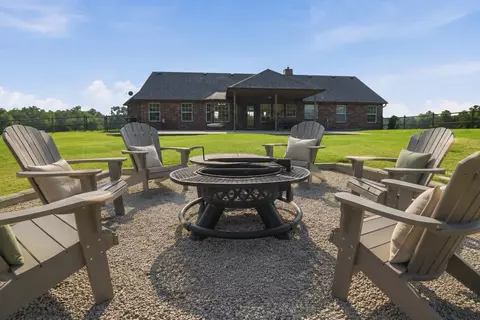 Exterior - 13535 E 463 Rd, Claremore, OK 74017 photo 11 of 12