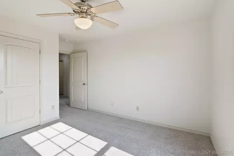 Bedroom - 13535 E 463 Rd, Claremore, OK 74017 photo 6 of 9