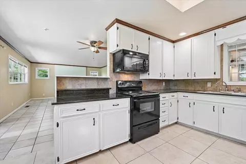 Kitchen - 1367 E 46th St, Tulsa, OK 74105 photo 1 of 5