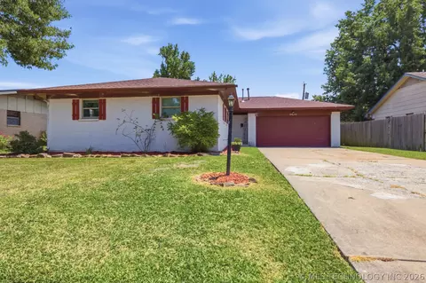 Exterior - 8634 E 38th Pl NE, Tulsa, OK 74146 photo 2 of 4