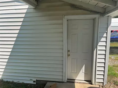 Other - 1008 1st Ave, Warner, OK 74469 photo 5 of 12