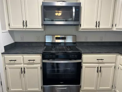 Kitchen - 1008 1st Ave, Warner, OK 74469 photo 3 of 5