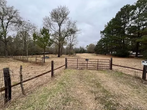 Clark Rd. Road, Antlers, OK 74523