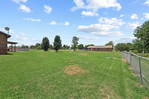 Exterior - 164 Timothy, Calera, OK 74730 photo 5 of 8