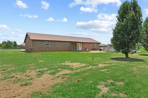 Exterior - 164 Timothy, Calera, OK 74730 photo 6 of 8