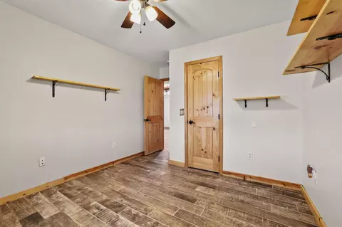 Bedroom - 164 Timothy, Calera, OK 74730 photo 5 of 7