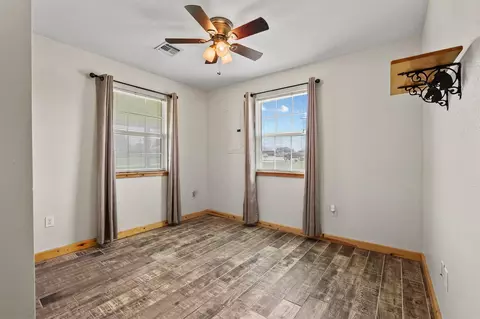 Bedroom - 164 Timothy, Calera, OK 74730 photo 6 of 7