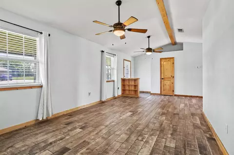 Living - 164 Timothy, Calera, OK 74730 photo 3 of 4