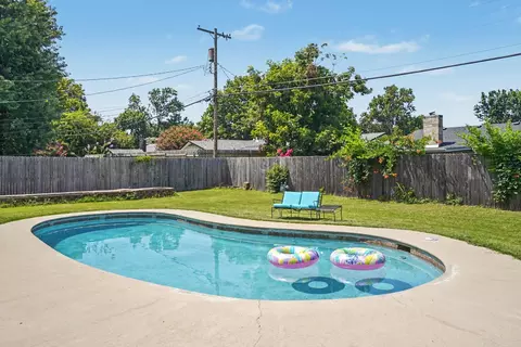Exterior - 8531 E 35th St, Tulsa, OK 74145 photo 3 of 12