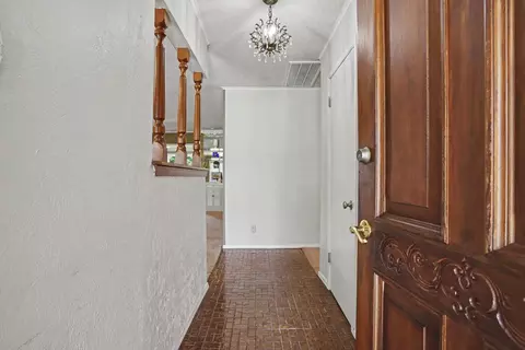 Entry Way - 8531 E 35th St, Tulsa, OK 74145 photo 1 of 1