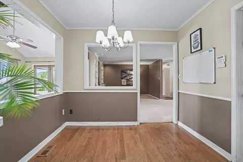 Dining - 8531 E 35th St, Tulsa, OK 74145 photo 2 of 2