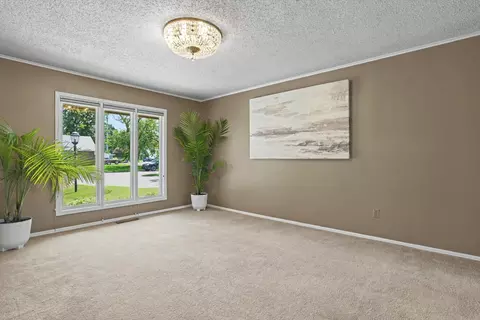 Living - 8531 E 35th St, Tulsa, OK 74145 photo 1 of 11
