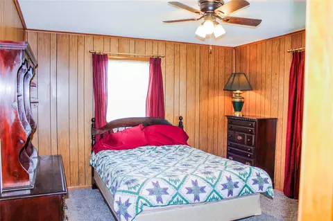 Bedroom - 116307 S 4209 Rd, Eufaula, OK 74432 photo 1 of 5