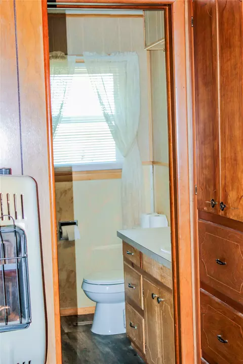 Bath - 116307 S 4209 Rd, Eufaula, OK 74432 photo 5 of 5