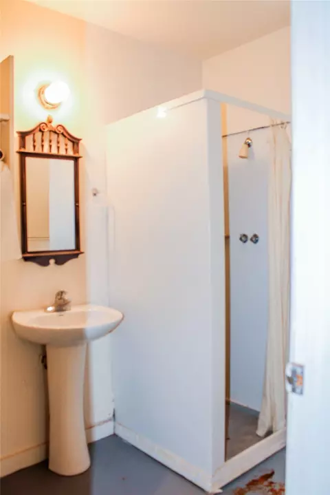 Bath - 116307 S 4209 Rd, Eufaula, OK 74432 photo 1 of 5