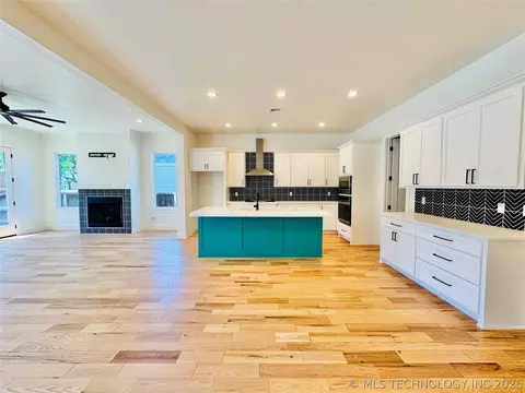Other - 913 E 37th St S, Tulsa, OK 74105 photo 1 of 7