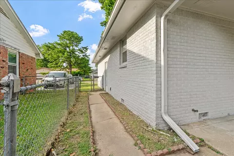 Exterior - 9178 E Marshall Pl N, Tulsa, OK 74115 photo 5 of 6