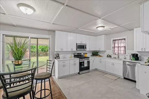 Kitchen - 9178 E Marshall Pl N, Tulsa, OK 74115 photo 2 of 4