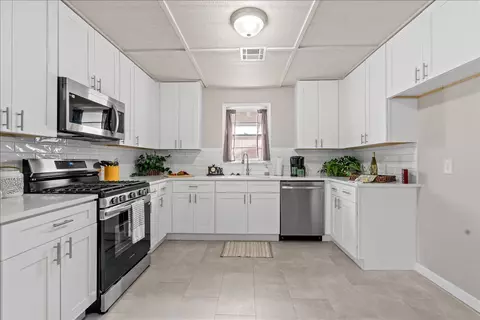 Kitchen - 9178 E Marshall Pl N, Tulsa, OK 74115 photo 1 of 4