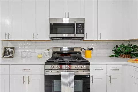 Kitchen - 9178 E Marshall Pl N, Tulsa, OK 74115 photo 4 of 4