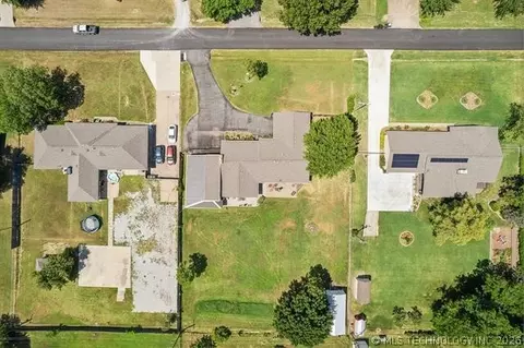 View/Area - 8244 E 37th St, Tulsa, OK 74145 photo 4 of 4