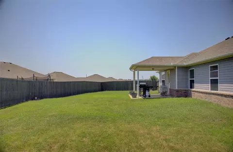 Exterior - 25450 E 93rd Pl S, Broken Arrow, OK 74014 photo 5 of 7