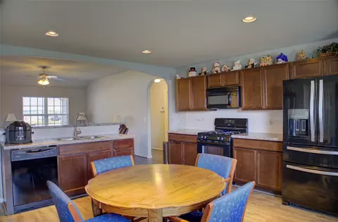 Kitchen - 25450 E 93rd Pl S, Broken Arrow, OK 74014 photo 5 of 5