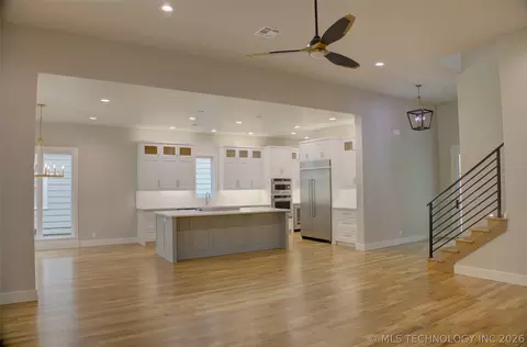 Living - 211 E 34th St, Tulsa, OK 74105 photo 4 of 7