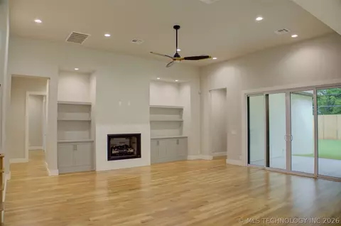 Living - 211 E 34th St, Tulsa, OK 74105 photo 1 of 7