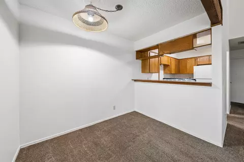 Dining - 2201 W Quantico St, Broken Arrow, OK 74011 photo 1 of 1