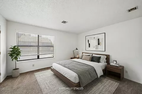 Bedroom - 2201 W Quantico St, Broken Arrow, OK 74011 photo 2 of 4