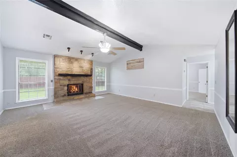 Living - 7629 E 88th Pl, Tulsa, OK 74133 photo 1 of 4