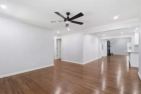 Living - 332 E 45th Pl, Tulsa, OK 74105 photo 6 of 13