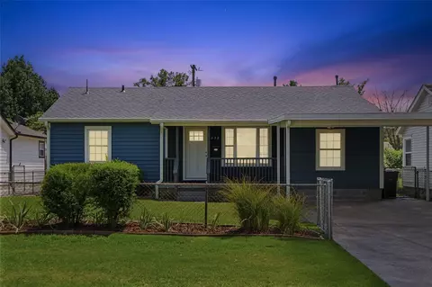 Exterior - 332 E 45th Pl, Tulsa, OK 74105 photo 2 of 12