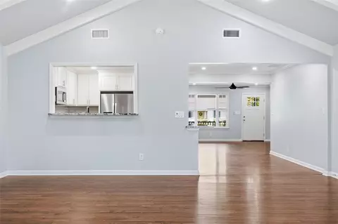 Living - 332 E 45th Pl, Tulsa, OK 74105 photo 9 of 13