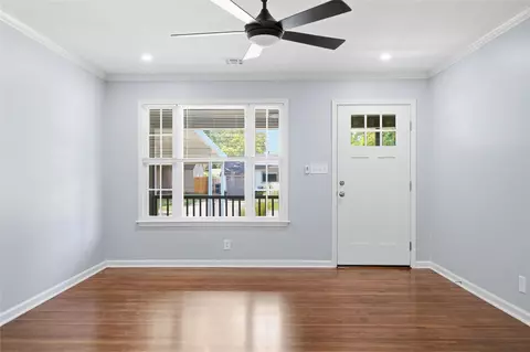 Living - 332 E 45th Pl, Tulsa, OK 74105 photo 5 of 13