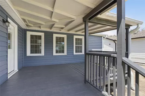 Exterior - 332 E 45th Pl, Tulsa, OK 74105 photo 11 of 13