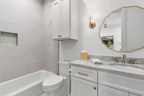 Bath - 1249 E 28th St, Tulsa, OK 74114 photo 6 of 9