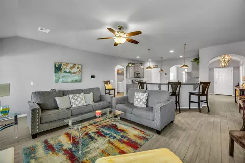 Living - 25375 E 87th St S, Broken Arrow, OK 74014 photo 2 of 2
