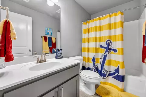 Bath - 25375 E 87th St S, Broken Arrow, OK 74014 photo 2 of 2