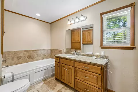 Bath - 344701 E 750 Rd, Agra, OK 74824 photo 2 of 6